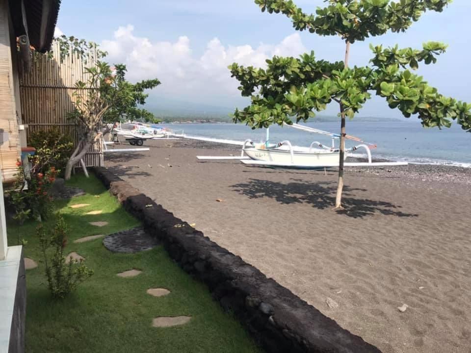 Tambun Sari Beach Homestay Amed Extérieur photo