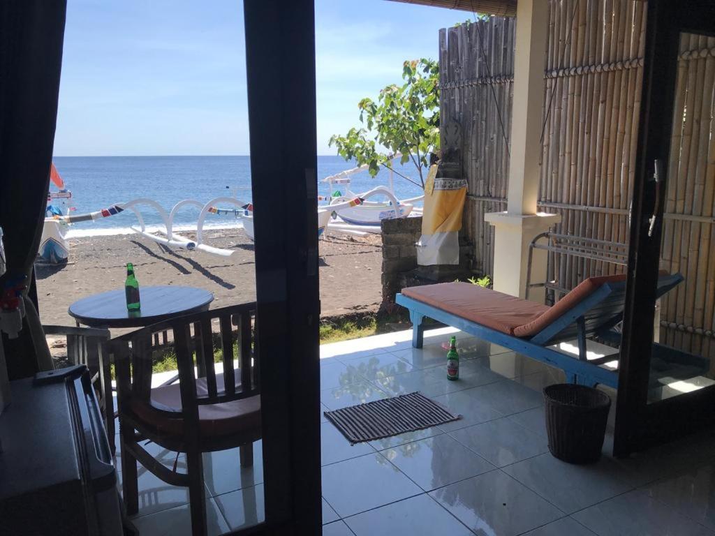 Tambun Sari Beach Homestay Amed Extérieur photo